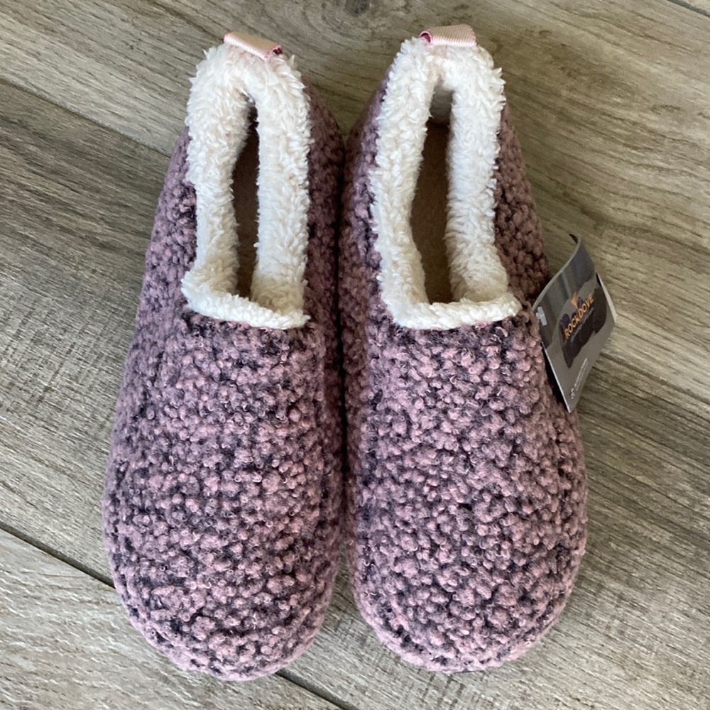 RockDove Woman’s Nomad Slippers w/Memory Foam. BNWT size US 8-9 Made in the USA